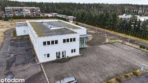 Salon samochodowy z dużą działką