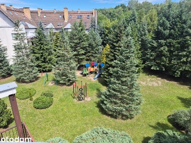 · Przestronne 2-poziomowe mieszkanie 111 m² z garażem.