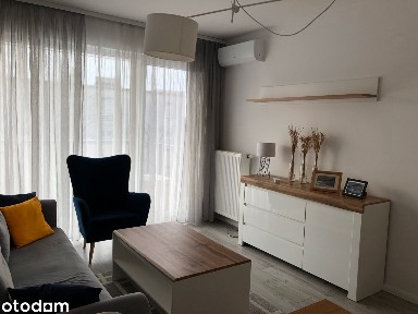 Komfortowe 2 pokoje, osobna kuchnia, łazienka, 43m2, garaż, klima
