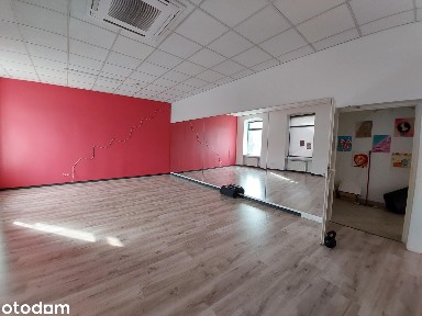 180m witryny ok. 3 Maja, Galerii Katowickiej i Dworca PKP