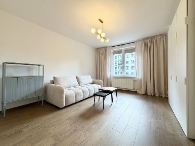 Duża nowoczesna kawalerka 35m Pogoń ul. Łączna