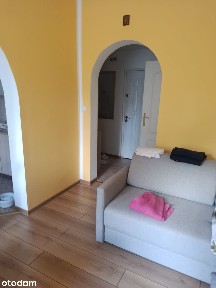 Dwupoziomowe mieszkanie z wyjściem na ogródek