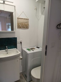 lokal po remoncie, przytulne studio, pełne wyposażenie, bezczynszowe