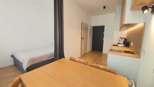 Katowice, Śródmieście, ul. Mickiewicza kawalerka 1800zł + media