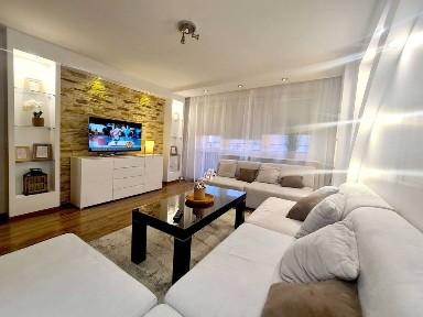 64m2-3pokoje-CAŁOŚĆ=3300zł-XVlecie-Chrobrego+Piwnica+Klimatyzator