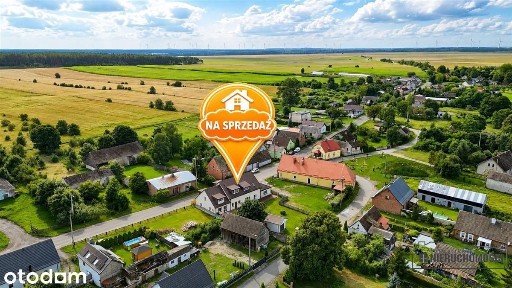 Duży dom - do zamieszkania lub na działalność.