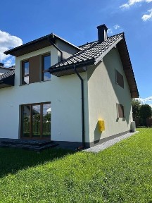 dom w zabudowie bliźniaczej