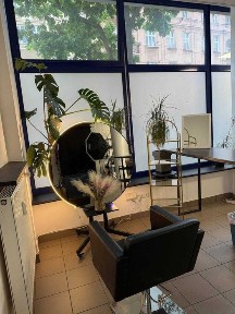 Stanowisko fryzjerskie - bez kaucji, pełne wyposażenie | Rynek Wildecki
