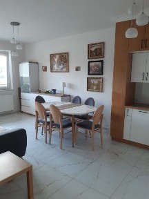 Mieszkanie do wynajęcia - salon z kuchnią + 3 pokoje na os. Projektant