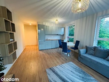 Kawalerka w apartamentowcu przy PKP Legionowo z balkonem i garażem