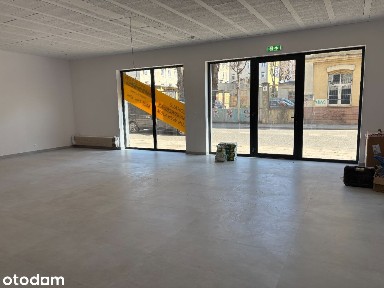 Lokal handlowy/ usługowy w centrum Łodzi 96 m2