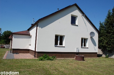 Dom wolnostojący z piwnicą i strychem w mieście