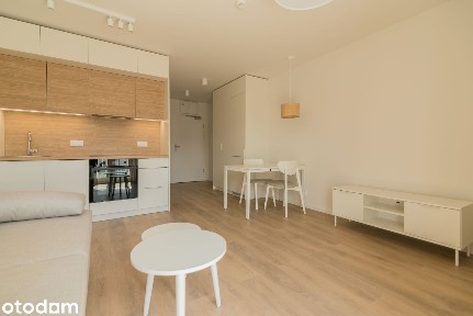 Nowoczesna Kawalerka | Pets Friendly | bezpośrednio | Zabłocie | WiFi