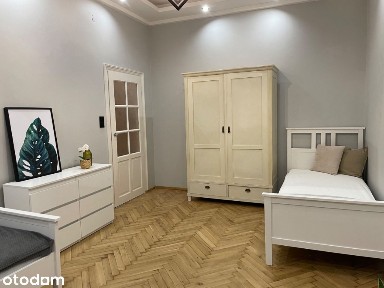 Wyremontowane mieszkanie dla 4 osób w centrum-UEK