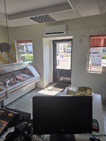 Lokal uslugowy/ handlowy do wynajęcia - atrakcyjna lokalizacja