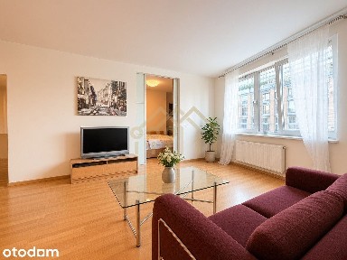 Luksusowy apartament 66 m² przy Placu Grzybowskim
