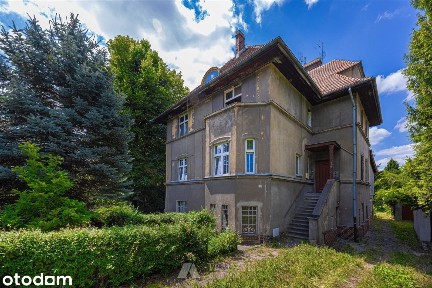 Historyczna willa na Zalesiu z projektem remontu