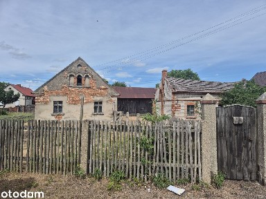 Wolnostojący dom z działką 2300 m² Łękanów budynki gospodarcze