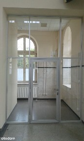 Sosnowiec, ul. 3 Maja - lokal w budynku dworca PKP o pow. 9,85 m2