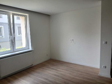 Kawalerka z osobną sypialnią S. Bytomskich 10