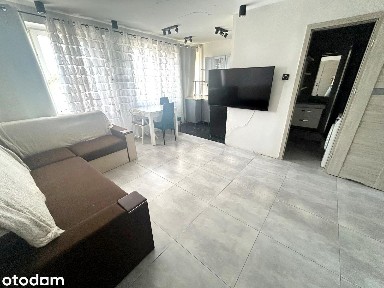 3 pok/ 48 m2/ z balkonem/5 piętro z windą/os. Rabin-blisko Solanek