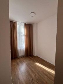 2 pokojowe mieszkanie w odnowionym budynku