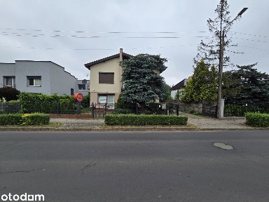 Dom z lokalem użytkowym do wynajęcia