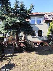 Funkcjonalny dom z ogrodem Zielony Jar, Płock