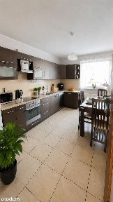 60 m² | możliwość 3 pokoi | taras | komórka 18 m² | Zatorska