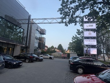 50 m² lokal usługowy / studio / gabinet - Józefów - parking, winda, klimatyzacja