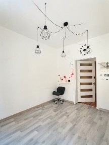 Wynajem gabinetu/stanowiska fryzjerskiego w salonie beauty