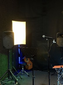 Gabinet muzyczny | sala prób na wynajem | Gdańsk Wrzeszcz