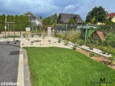 Dom z bali nad morzem, 3 apartamenty dwupoziomowe