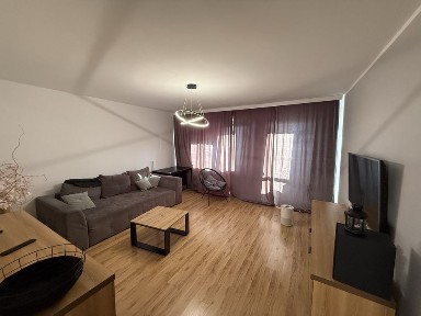 Mieszkanie 58,4. 2 pokoje z potencjałem na 3 + duży balkon i piwnica