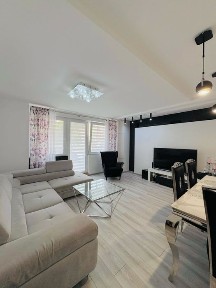 Na sprzedaż- przestronne mieszkanie 78 m² | 4 pokoje z wyposażeniem | DUŻY BALKON | PARTER