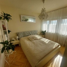 Mieszkanie M4, 50 m², Śródmieście, 9 piętro z widokiem na centrum, po remoncie