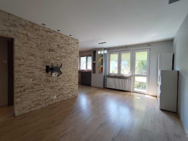 3 pokoje, 60 m² | Centrum Piotrkowa | Balkon | 2 piętro | Do zamieszkania