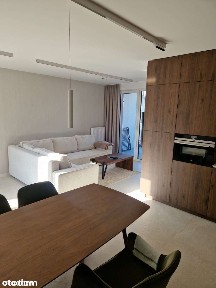 Przestronne nowo wykończone 3pokojowe mieszkanie w centrum Kołobrzegu.