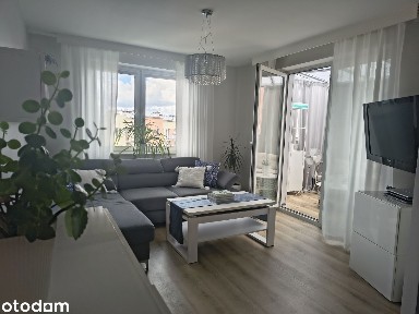 2 pokoje | 9,71 m² zabudowanego balkonu | Komfortowe | A.Kromera