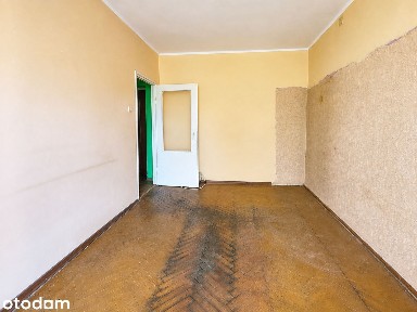 39 m², 2 pokoje w centrum, niski czynsz, do remontu