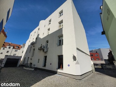 Kamienica 790 m² na wynajem
