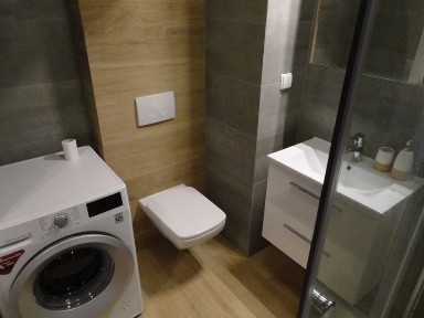 Nowoczesna kawalerka 28 m² + balkon | 7 min do metra Daszyńskiego