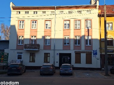 Przestronne mieszkanie w kamienicy z piwnicą