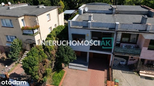 Dom Bliźniak przy pętli Budziszyńska