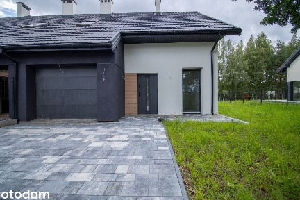 Nowoczesny dom w zabudowie bliźniaczej| gabinet | 128,98m2 | 5 pokoi