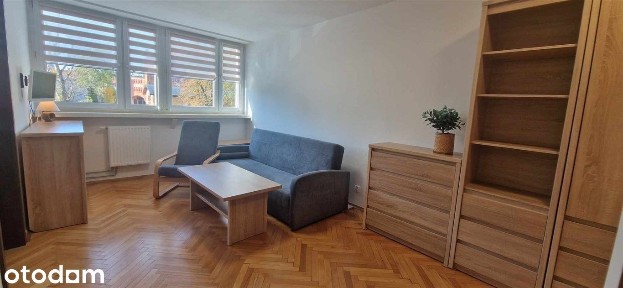 Wynajmę 2 pokojowe mieszkanie Centrum