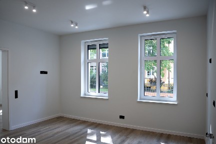 Lokal usługowy 36 m² - parter, odrestaurowana kamienica Leszno