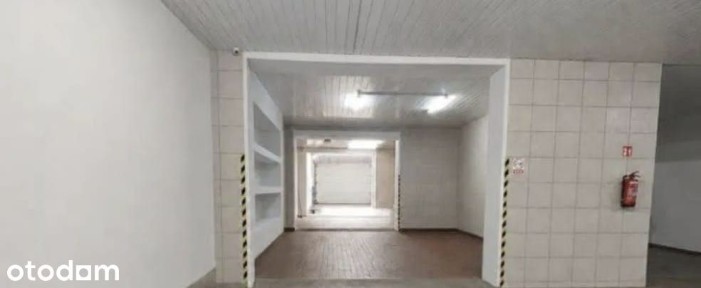 Hala z ogrzewaniem i parkingiem