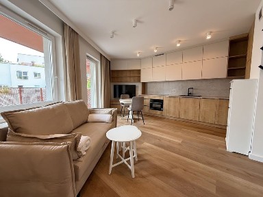 Dąbrowskiego 58/duży balkon z widokiem na zielone patio/pierwszy najem/parking