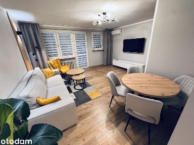 Przestronne 2 pokoje, oddzielna kuchnia, balkon, klimatyzacja